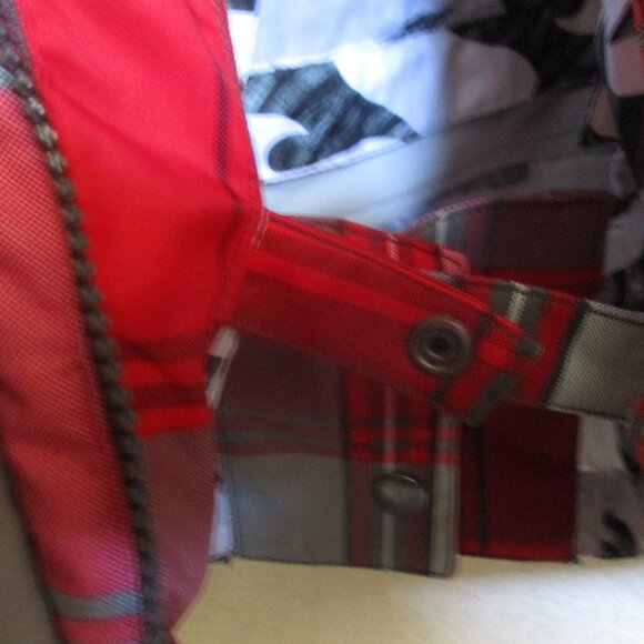 BILLABONG AVID POINT DRY JACKET15,000 MM WATERPROOF RATING 10,000 BREATHIBILITY - Picture 6 of 14